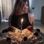 Loirinha Tímida